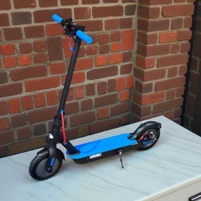 صورة سكوتر كهربائي للكبار 36v كفر مقاس10 قابل للطي - كفرات هواء